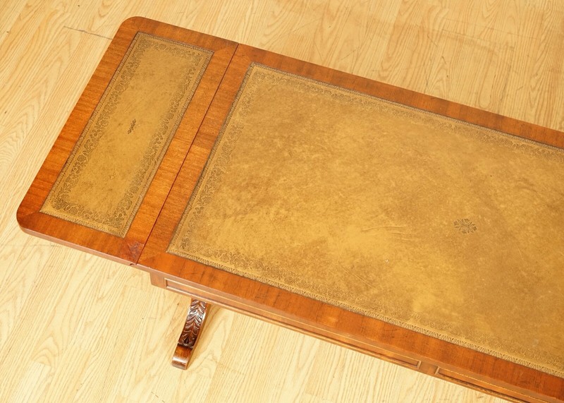 VINTAGE BEVAN FUNNELL EXTENDING MAHOGANY COFFEE TABLE WITH LEATHER TOP gallery