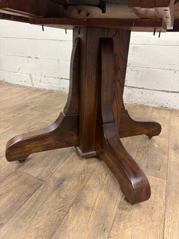 Antique Mission Arts and Crafts Tiger Oak Quarter Sawn Pedestal Dining Table gallery
