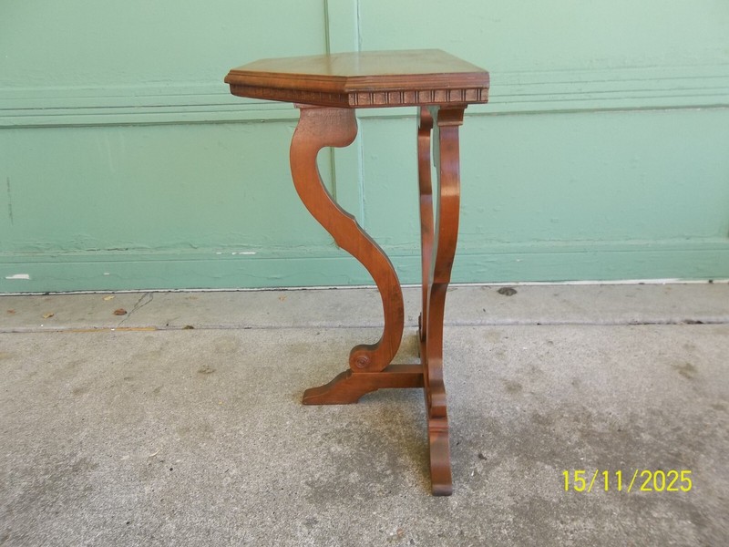 Beautiful Vintage Antique Mahogany 3 Legged Demilune Console Table gallery