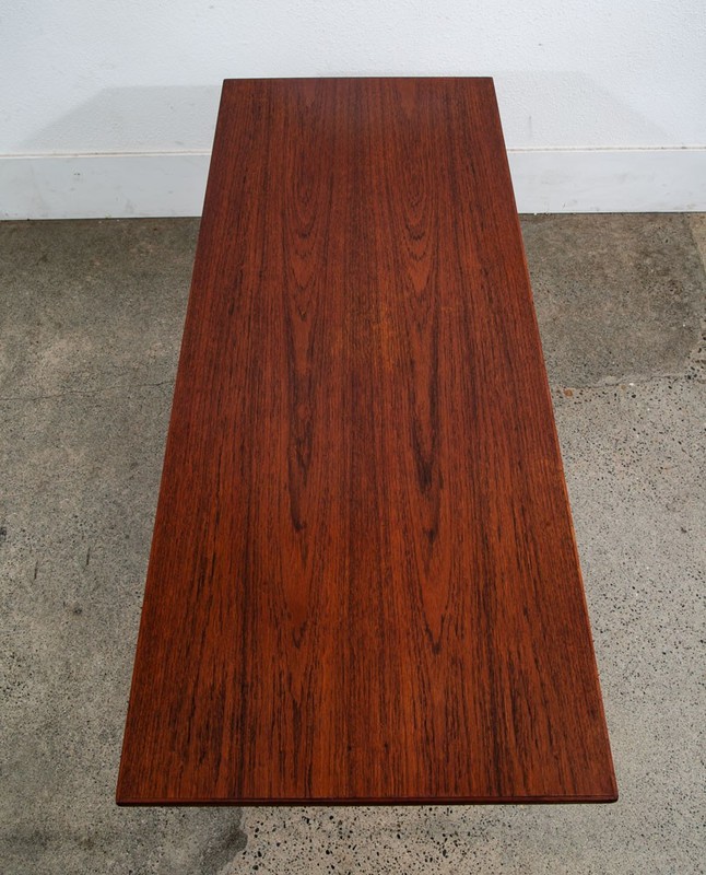 Mid Century Danish Modern Coffee Table Solid Teak Denmark Surfboard Shelf Mcm M gallery