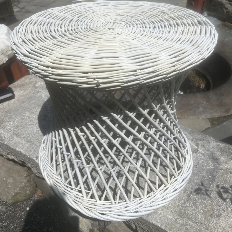 Vtg end table WHITE Accent Table Ottoman Stool Plant Stand Wicker MCM 19×18”