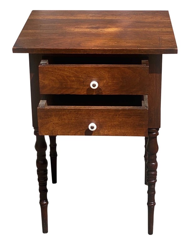 ANTIQUE FEDERAL PERIOD VIRGINIA WALNUT TWO DRAWER WORK TABLE / NIGHTSTAND gallery