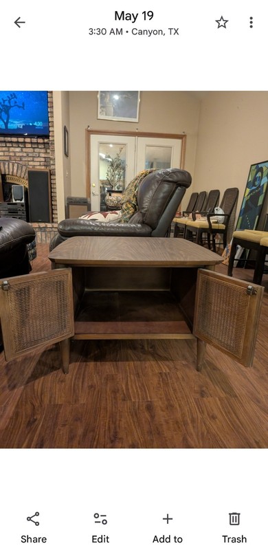 Vintage Side Table By Lane. Walnut Mid-century, Goods Condition gallery