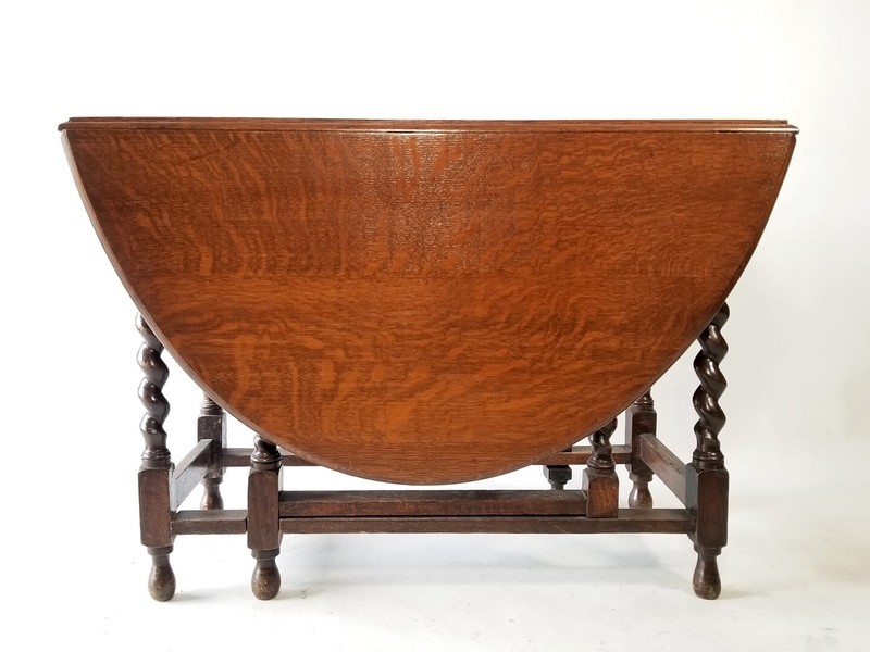 Early 20th C. English Oak Drop-Leaf Dining Table With Barley Twist Gate-Legs