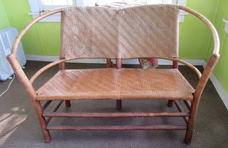 RARE ANTIQUE MARTINSVILLE OLD HICKORY CHAIR COMPANY SETTEE CAT. # 106 C. 1915