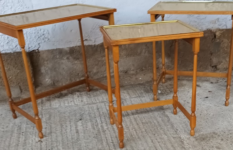 Nesting Tables 3x Set Tables 50s United Workshops Vintage Table 60s gallery