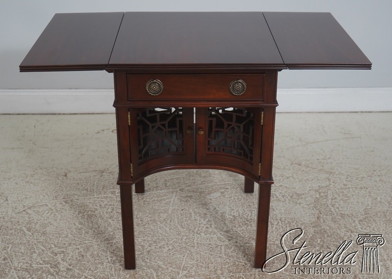 L73042: CRAFTIQUE Mahogany Dropleaf Pembroke Table gallery