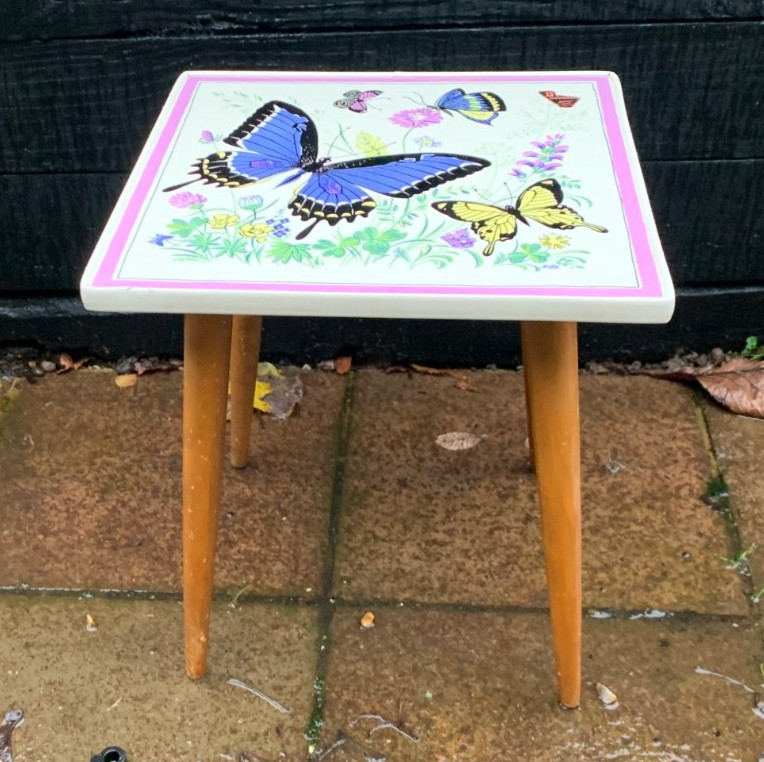 Vintage small side table 50s 60s Kleinmobel tile top butterflies rockabilly gallery