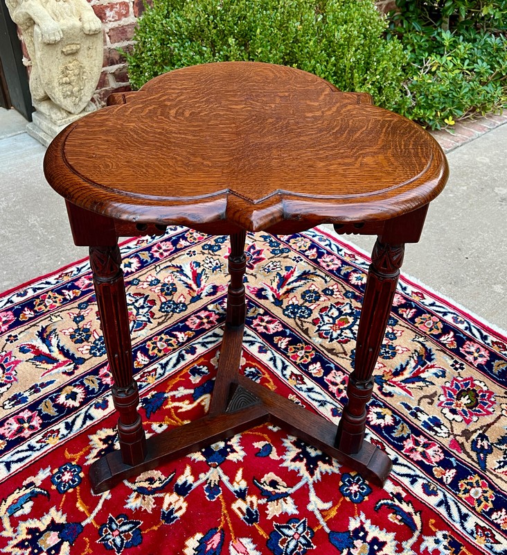 Antique English Clover Leaf End Table Side Table Accent Table Honey Tiger Oak gallery