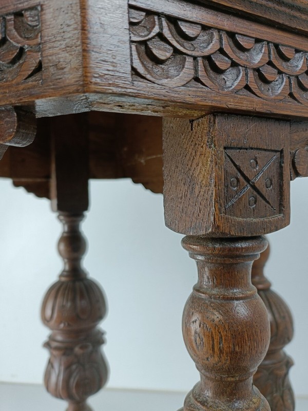 Exquisite Side Table Antique 19th century octagonal Hand Carved Ornate wood gallery
