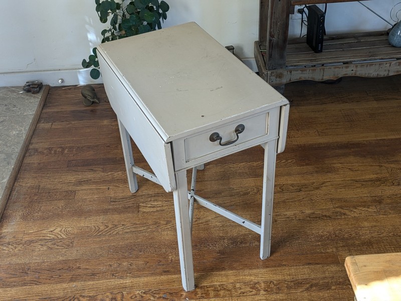 Vintage / Antique table drop leaf sides small drawer Pembroke