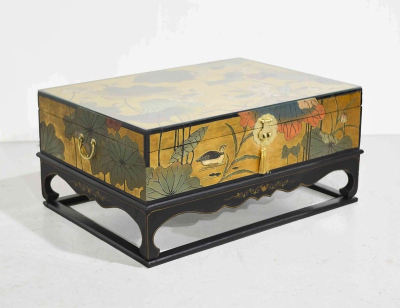 Mid Century Chinoiserie Gold Lotus & Birdlife Motif Coffee Table gallery