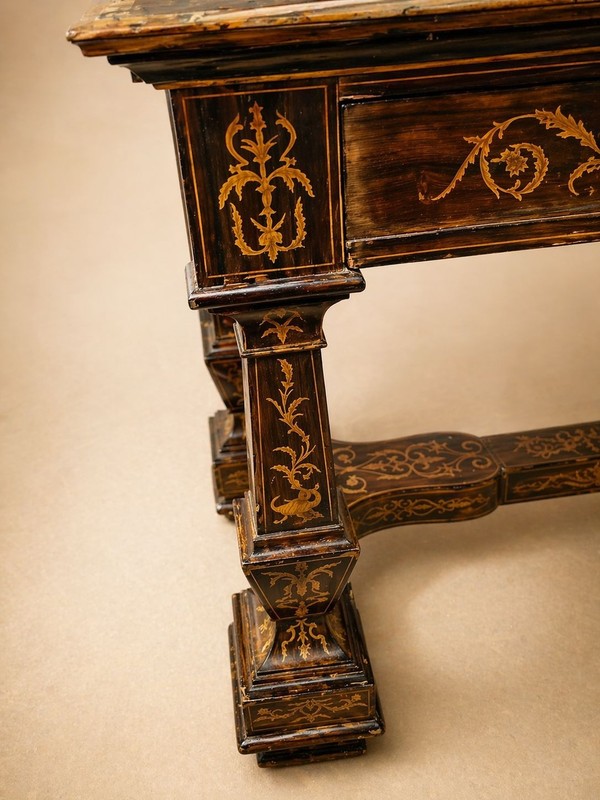 19th Century Italian Rosewood marquetry Center/Hallway table gallery