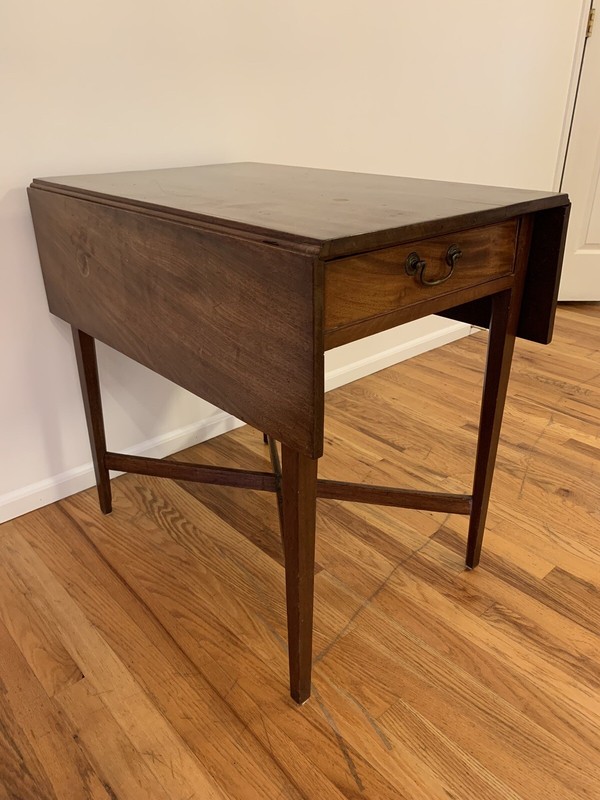 Handcrafted Federal Antique Drop-Leaf Wood Table Upstate New York American
