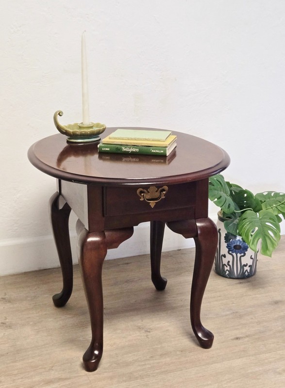Broyhill Cherry Oval End Table-Queen Anne Single Drawer Oval Solid Wood gallery