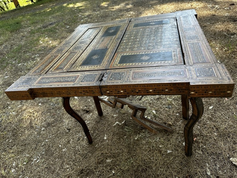 Antique Middle Eastern Or Moroccan Inlaid Wood Game Backgammon Table As Is