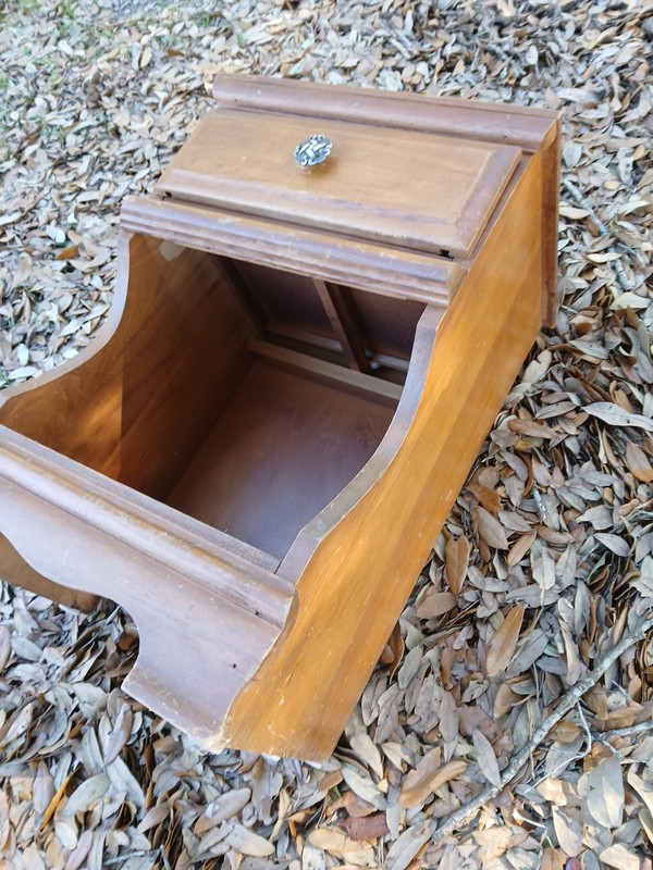 Mid Century Maple Nightstand (64006)24"x15" gallery