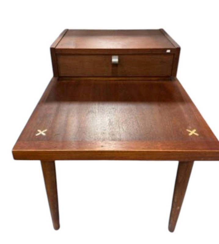 MCM Merton Gershun American of Martinsville Accord Walnut 1 Drawer End Table