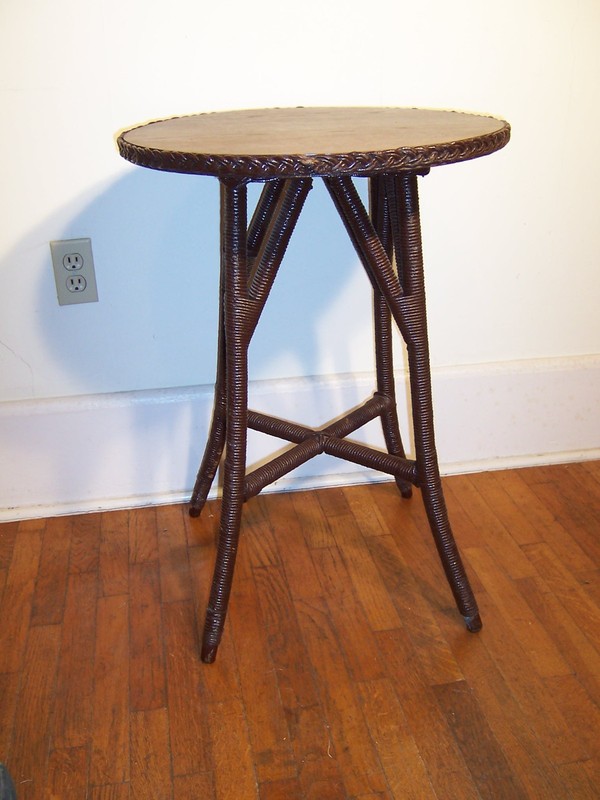 Antique Original Arts & Crafts Oak & Wicker Lamp Side Table 28″ Tall