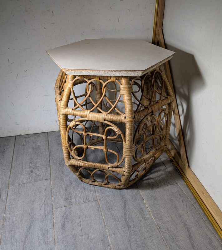 Vintage Asian Chinoiserie Boho Chic Bamboo Wicker Rattan Side Drum Table D72