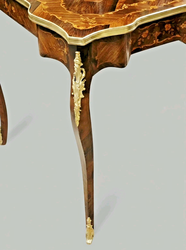 Exceptional French Louis XV Style Marquetry Center Table, 19th Century gallery