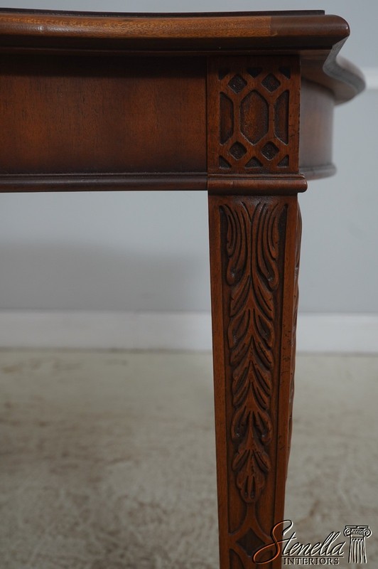 L72481: HENREDON Chippendale Mahogany Dining Room Breakfast Table gallery