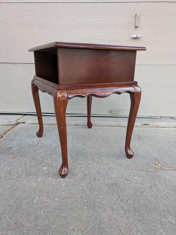 Vintage Bombay Company Queen Anne Mahogany Telephone TV Stand Side Table R43 gallery