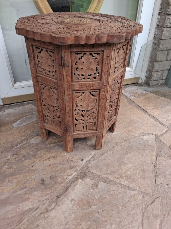ANTIQUE LIBERTY'S VICTORIAN CIRCA 1880 INLAID SYRIAN HAND CARVED FOLDING TABLE gallery