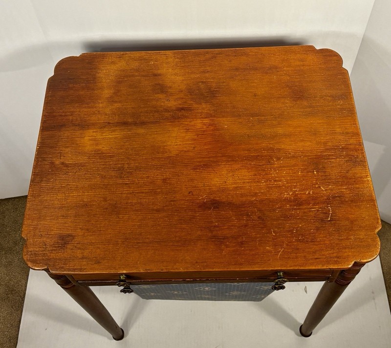 Early American Federal Ladies Work Table/Sewing Stand 2 Drawers Fabric Work Bag gallery