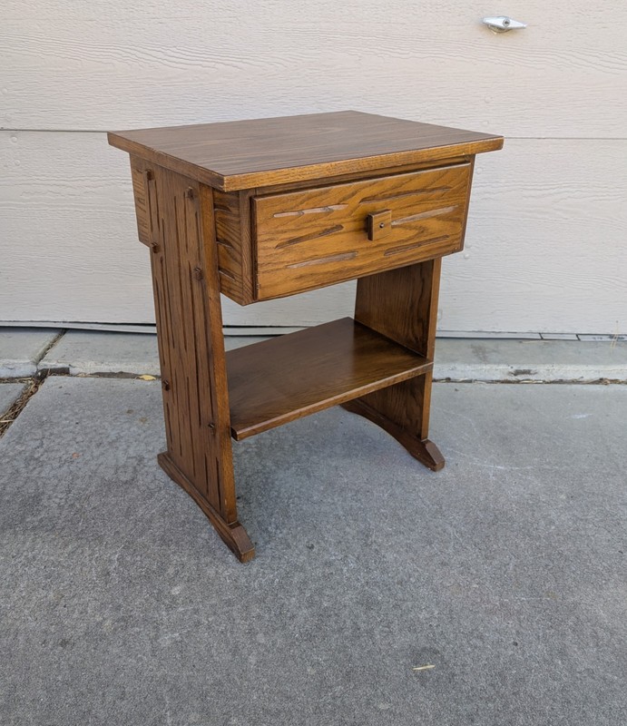 Vintage Drexel Heritage Rustic Country Ranch Oak Style End Table Nightstand T64