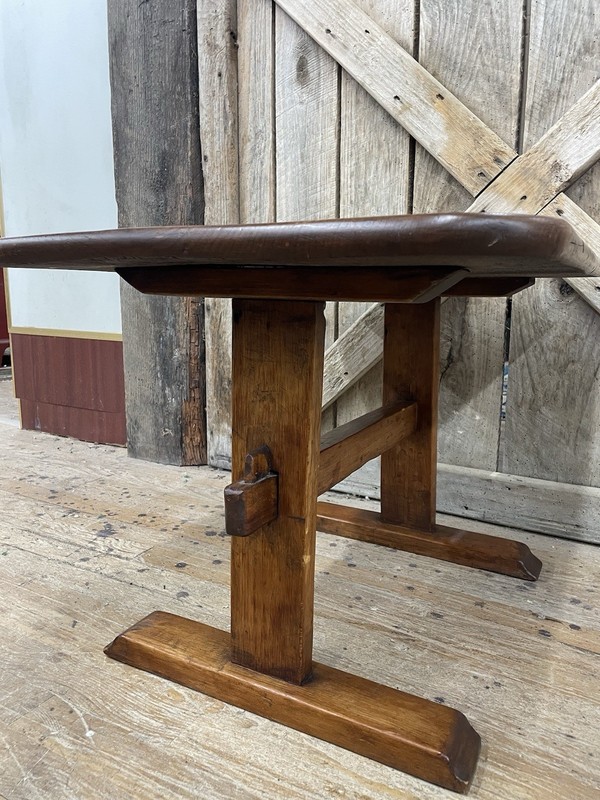 Antique Primtive Pine Trestle Table end or lamp stand coffee table size gallery