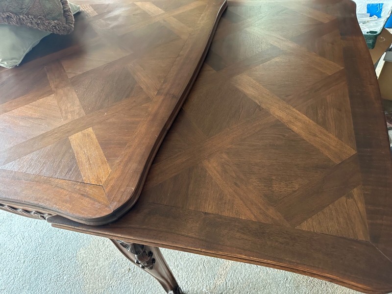 French Antique Draw Leaf Dining Room Table in great condition gallery