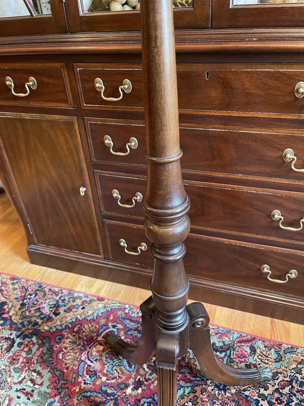 Beautiful Ducan Phyfe Inspired Mahogany Fern, Planter, Or Plant Stand gallery