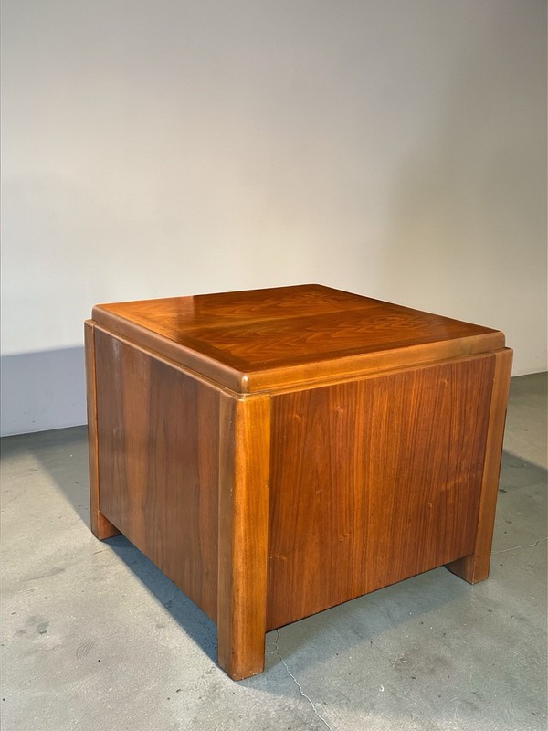 Vintage Lane Walnut Cube End Table w/ Storage Cabinet – 1975 Mid-Century Modern
