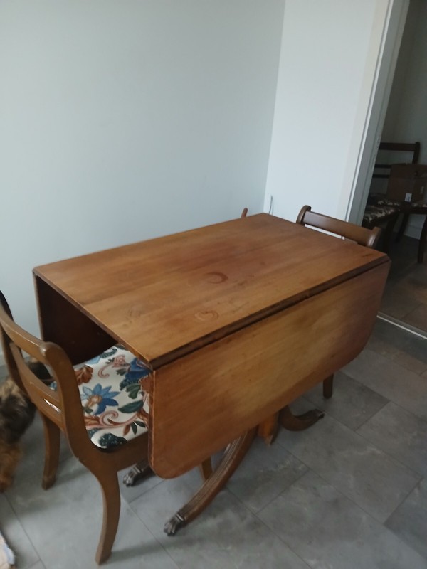 Duncan Phyfe Mahogany Circa 1930s Dining Table Vintage