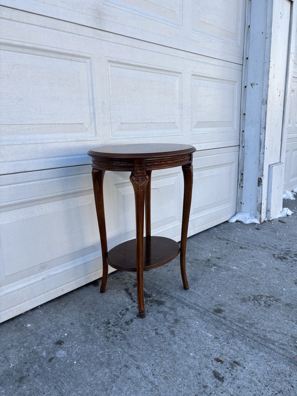 Vintage Italian Inlaid Oval Side Table Florentine Marquetry Accent End Table gallery