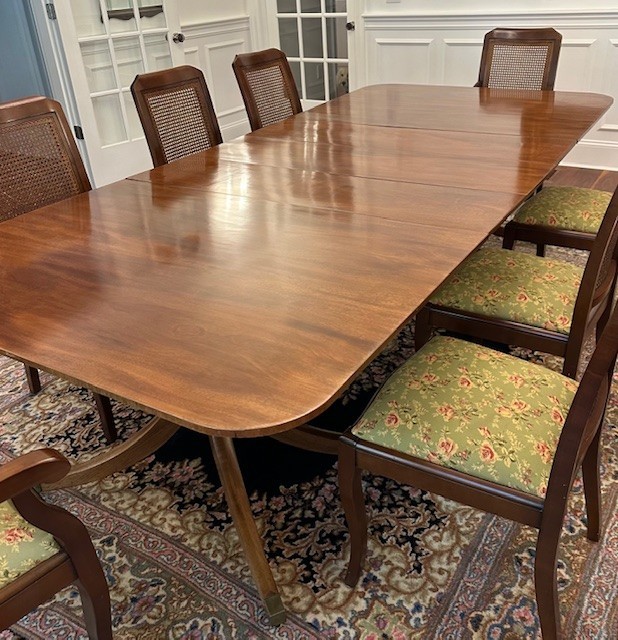 Vintage Mahogany Dining Table – 2 Pedestals/4 Leaves – Extends to 10 ft gallery