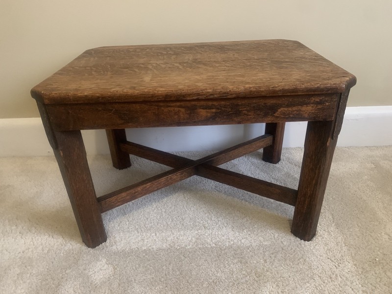 Beautiful Vintage Antique Handmade Solid Oak Small Table
