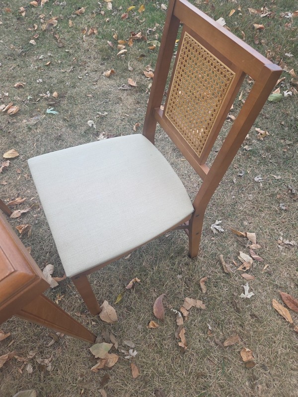 MID CENTURY STAKMORE CANE BACK FOLDING CARD TABLE AND CHAIRS SEE PHOTO DESCRIPT. gallery