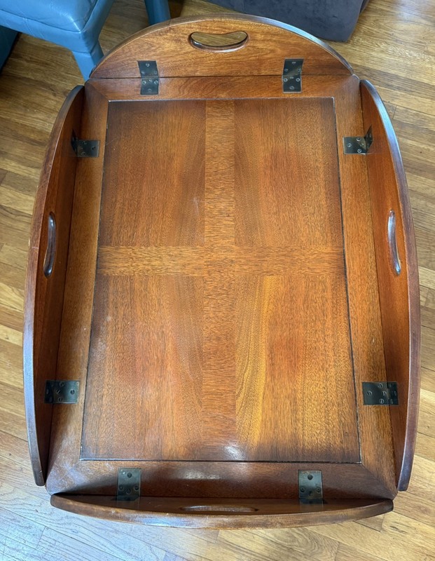 Vintage Chippendale Style Mahogany Butler’s Coffee Table gallery