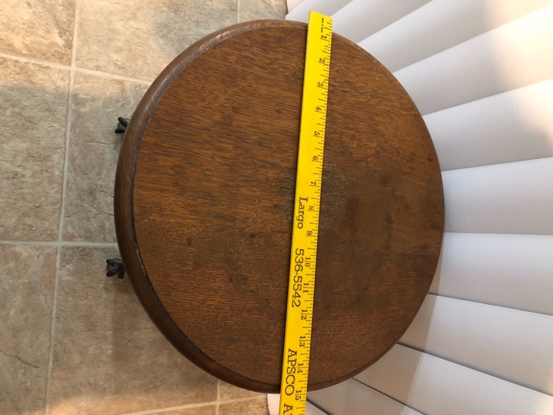antique side Round table claw feet minor ware 19x15x15 gallery