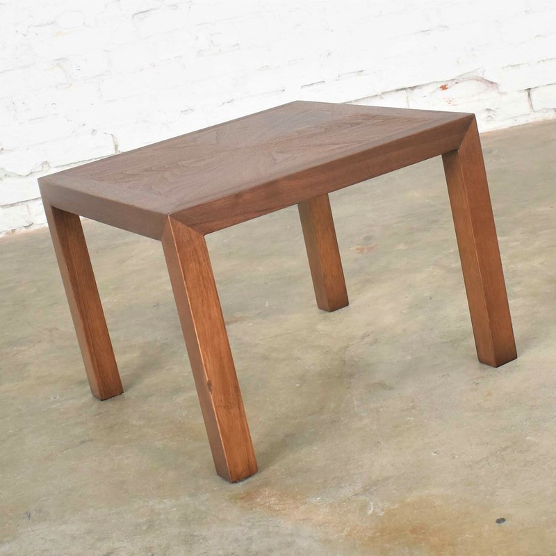 Vintage Modern Lane Solid Walnut Square Parsons Side Table Style #1124-18 1970