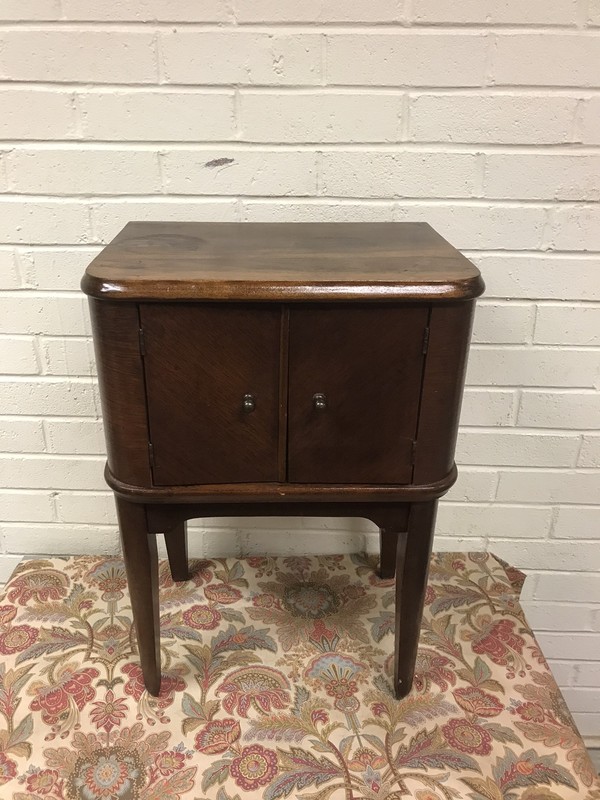 ANTIQUE VTG WOOD SMOKE STAND SIDE END TABLE 22 1/4” TALL X 15.5 X 11 1/4”