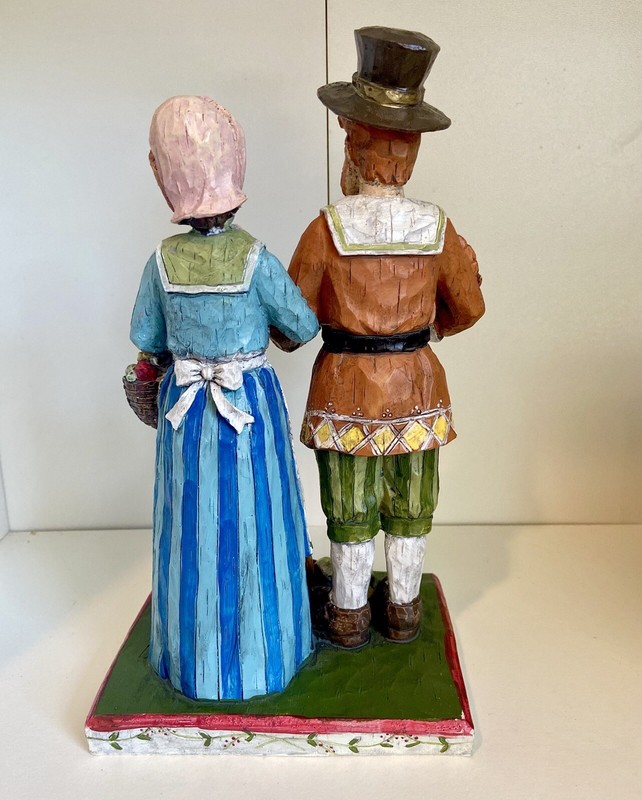 9.5-Inch Harvest /Thanksgiving Pilgrim Couple Man Woman Figurine – Tabletop gallery