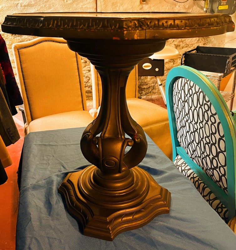 Italian Painted End Tables (2) gallery