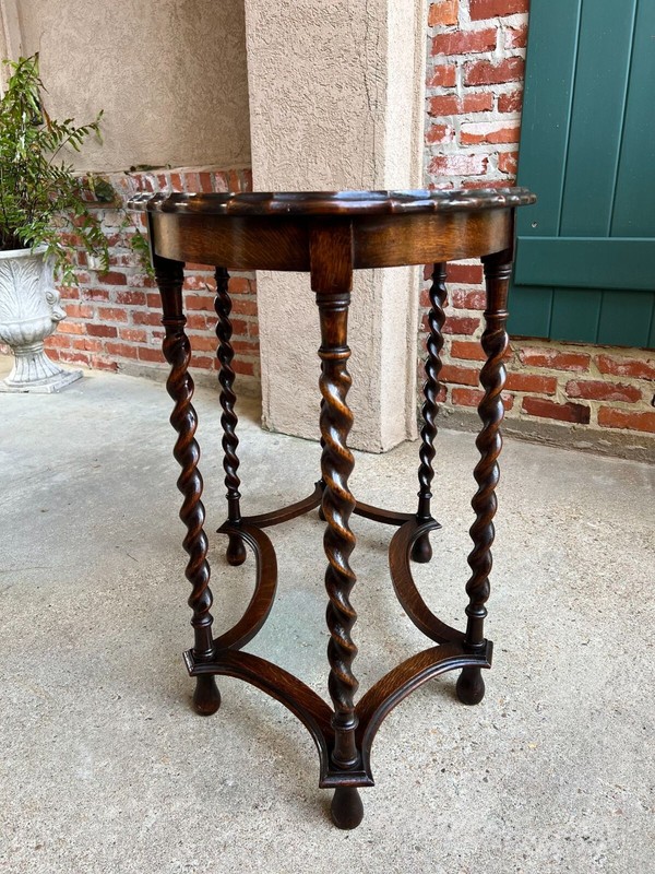 Antique English OVAL Side Center Table BARLEY TWIST Tiger Oak Jacobean c1920 gallery