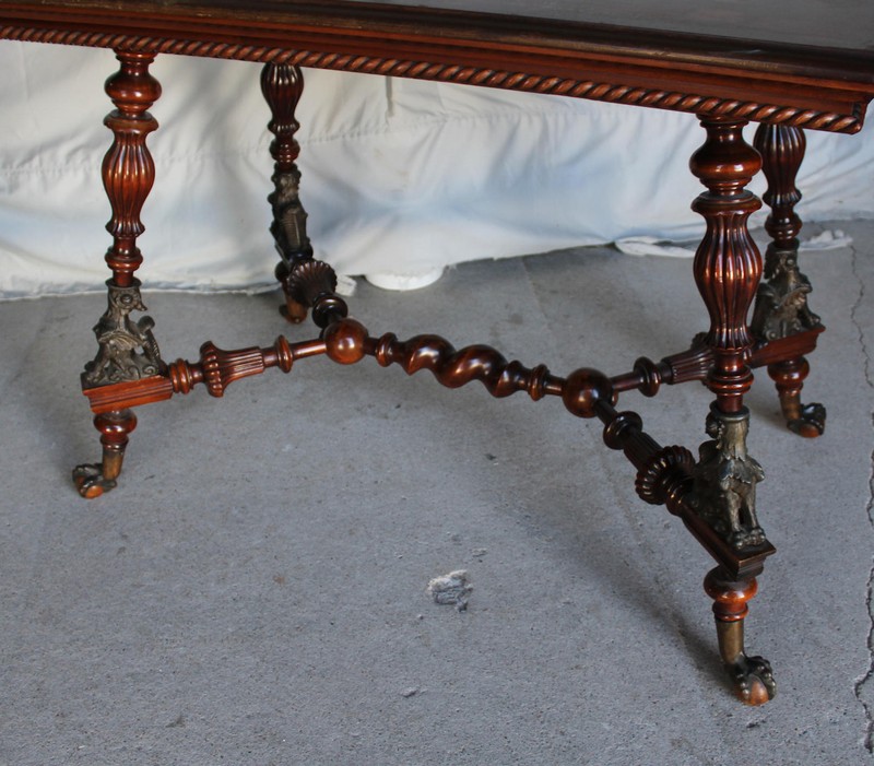 Antique Victorian Mahogany Center Table – Merklen Brothers gallery