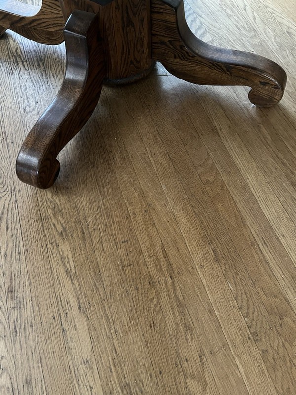Solid Oak Table. 54” Round. Great Condition. 3 Leaves. From The 70’s. gallery