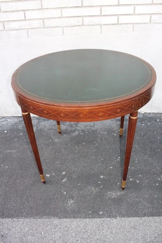 Explore related items Sponsored See all 🐻WOOD inLaid Leather Top VIntage Ant