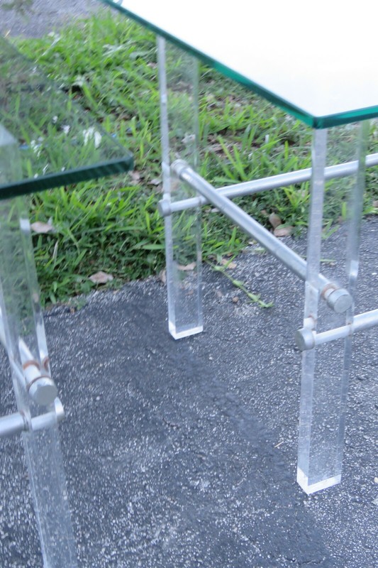 Mid Century Lucite Acrylic Glass Top Pair of Side Tables 2264 gallery